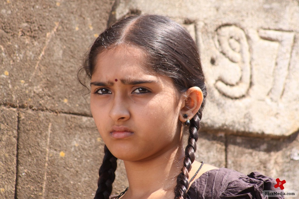 Sanusha Santhosh - Renigunta Movie Stills Gallery | Picture 81270